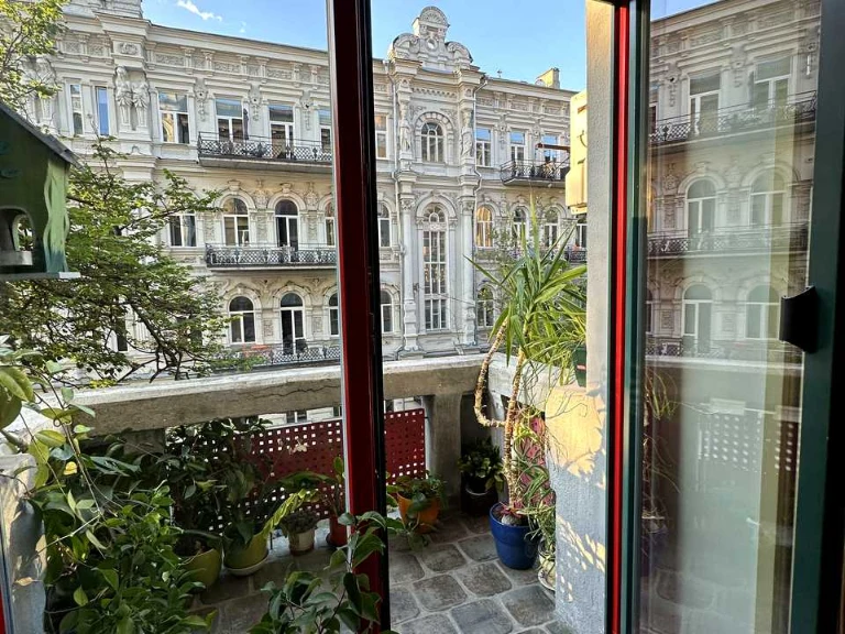 Apartment. V'yacheslava Lipynskyi Street, Kyiv