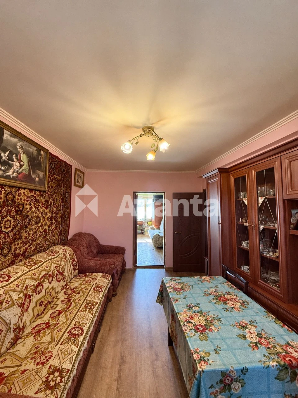 Sale of a two-room apartment, Lazarenko street