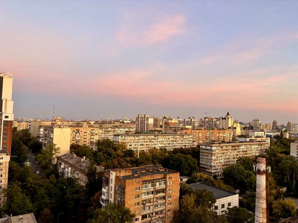 Квартира. Київ, Загорівська вулиця