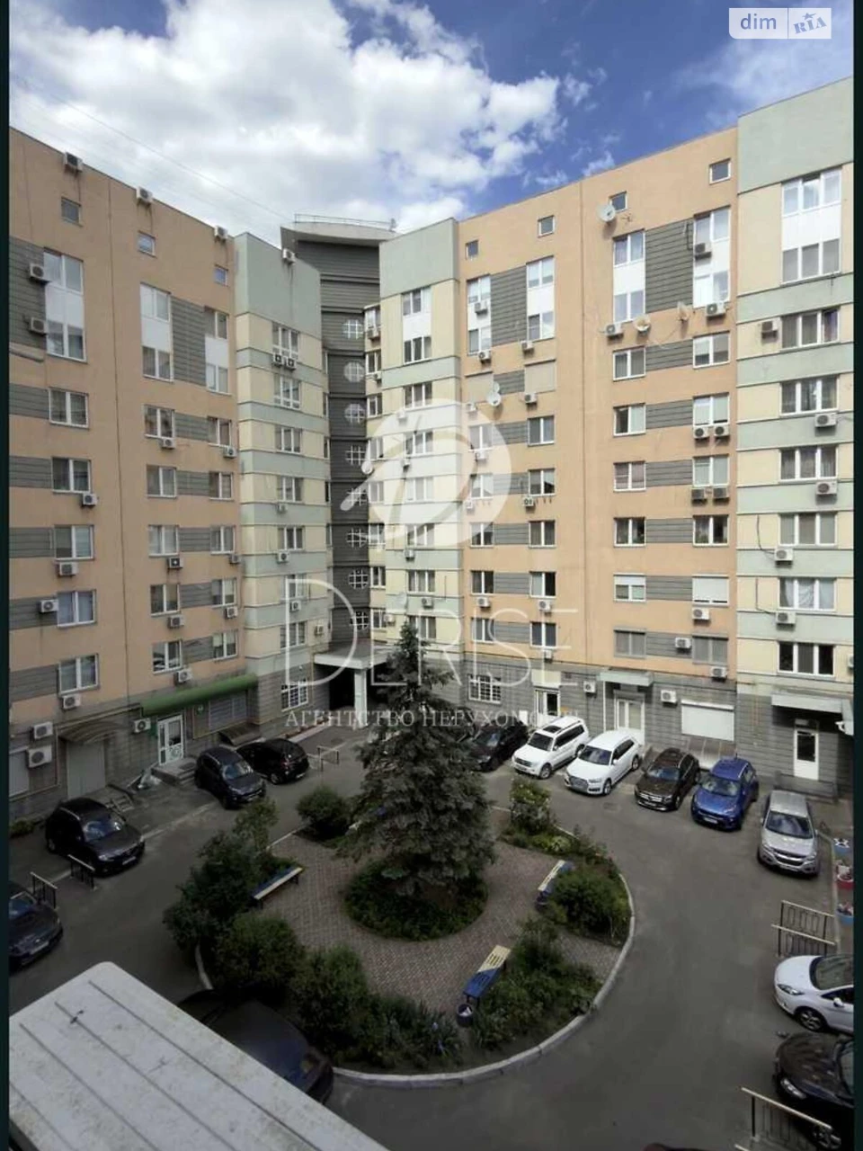 Продається Квартира Дніпровський