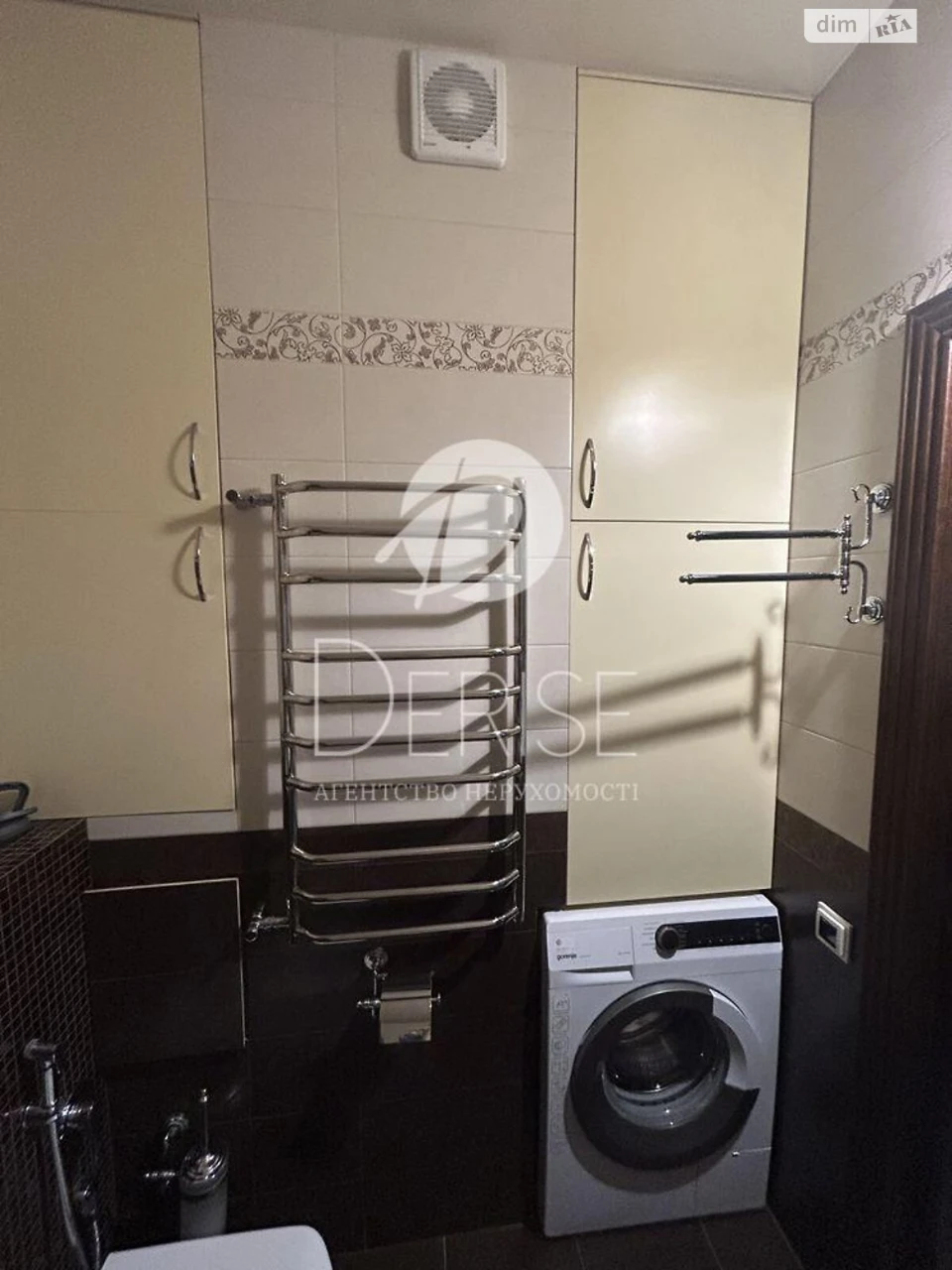 Продається квартира Дніпровський