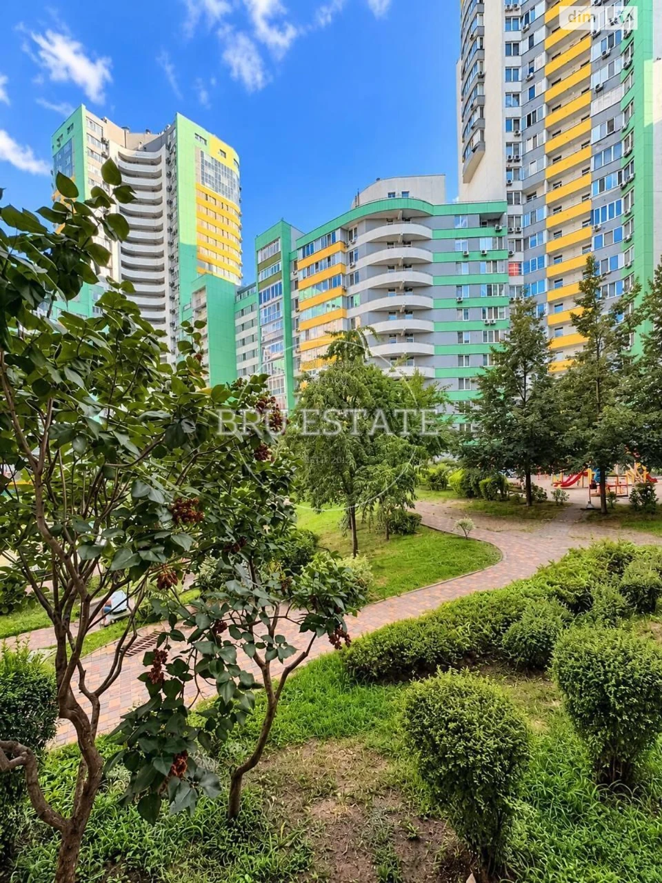 Sale of Apartment in Vityane Gory