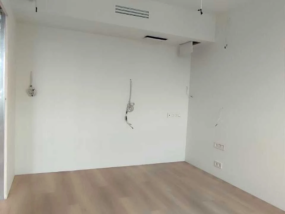 Apartment. Dnipro, Mandrykivska St.