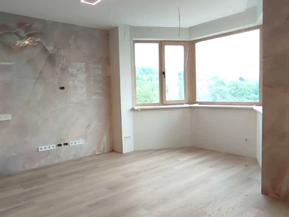 Apartment. Dnipro, Mandrykivska St.