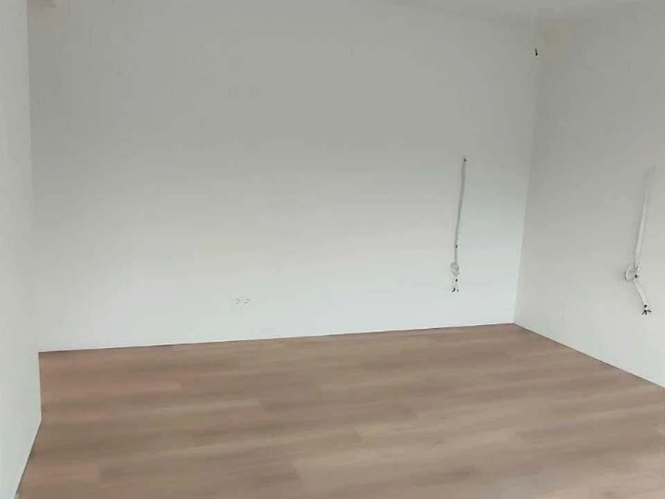 Apartment. Dnipro, Mandrykivska St.