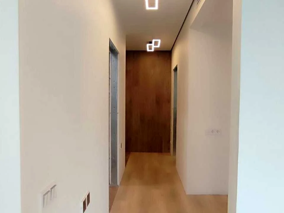 Apartment. Dnipro, Mandrykivska St.