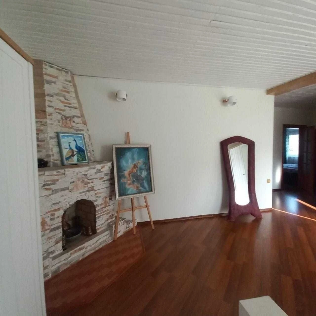 For Sale: Spacious 2-story house on Dmitry Dontsky —