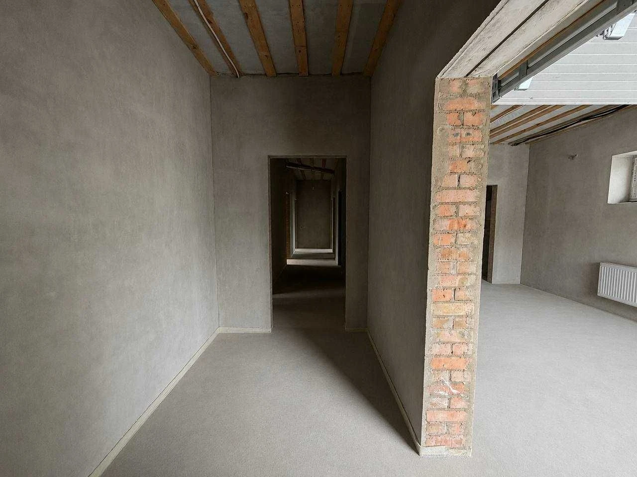 Продам сучасний будинок 140 м² з гаражем на 5 сотках — Масив