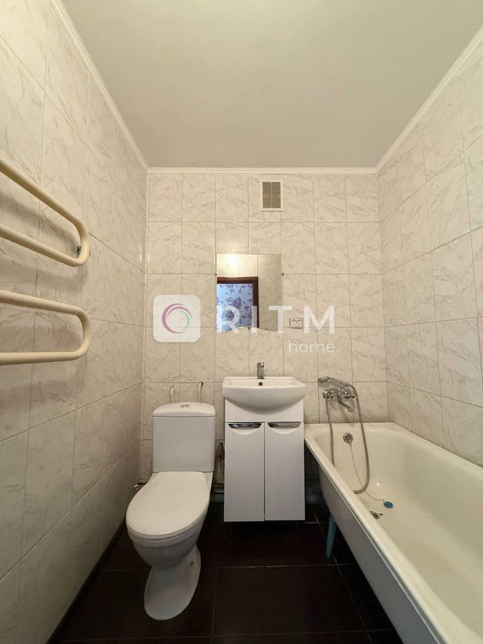 Apartment for sale on Sobornosti Street