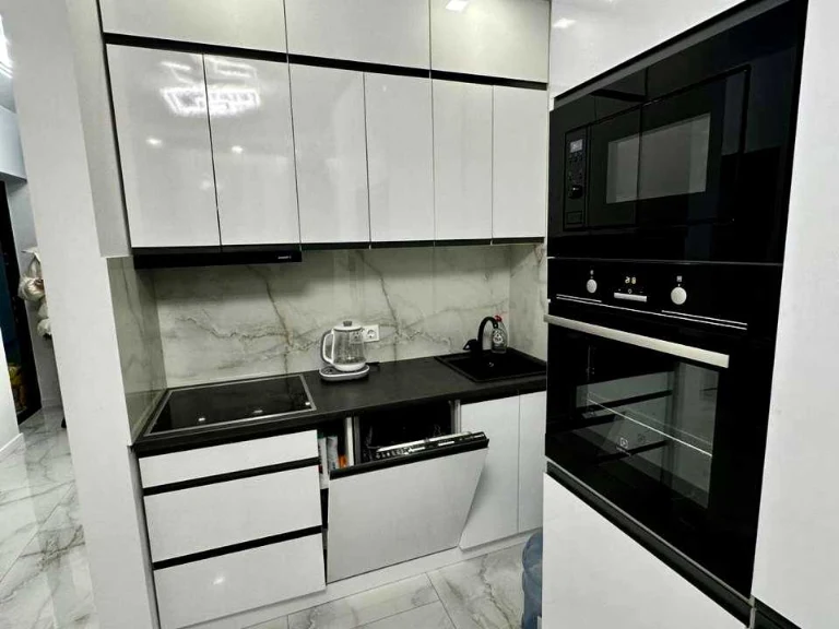 Apartment. Kyiv, Zarechna St.