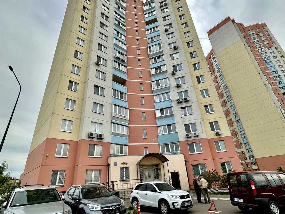 Квартира. Київ, вулиця Милославська.
