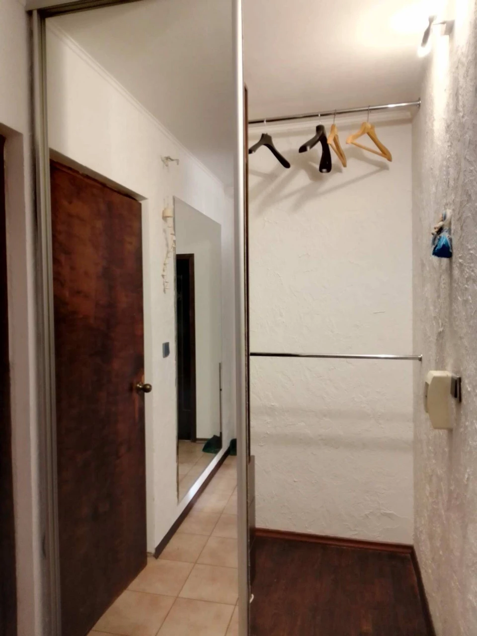 Rent a warm 1-bedroom apartment near the Zhytomyr metro station, Stusa