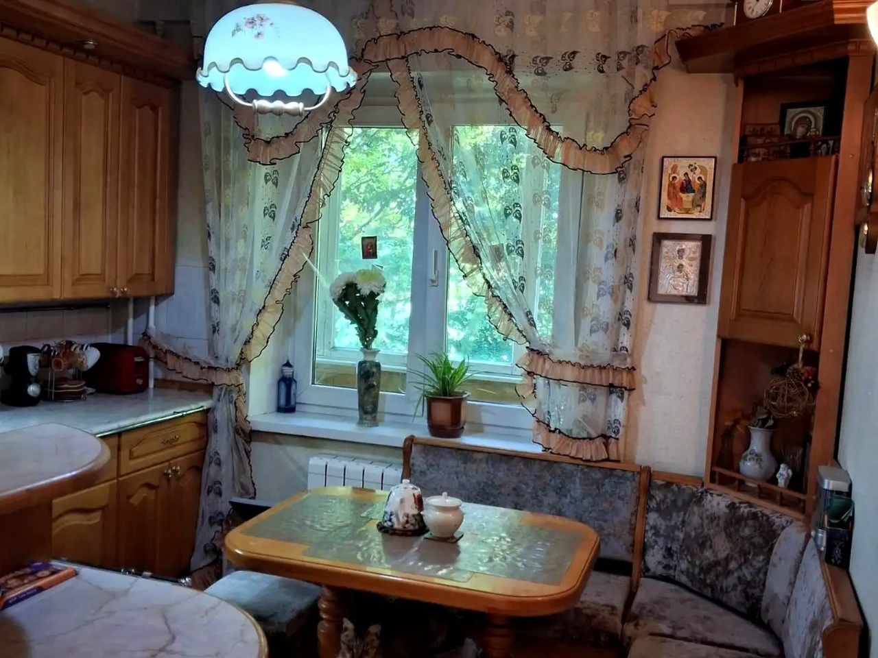 Rent 4-room apartment 86.9 sq m