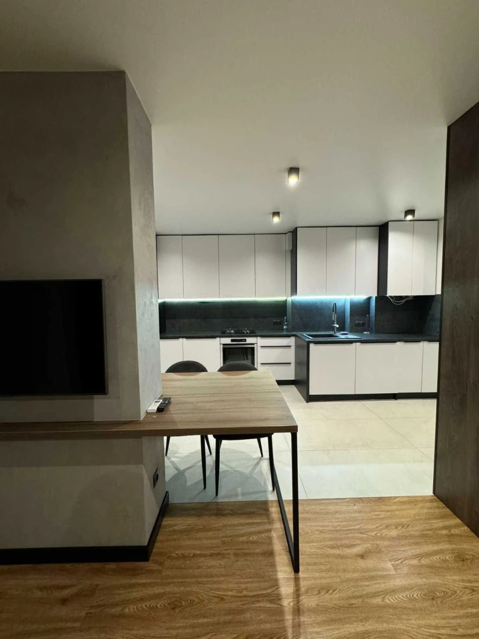 Apartment for sale: Kitchen-living room and separate bedroom
