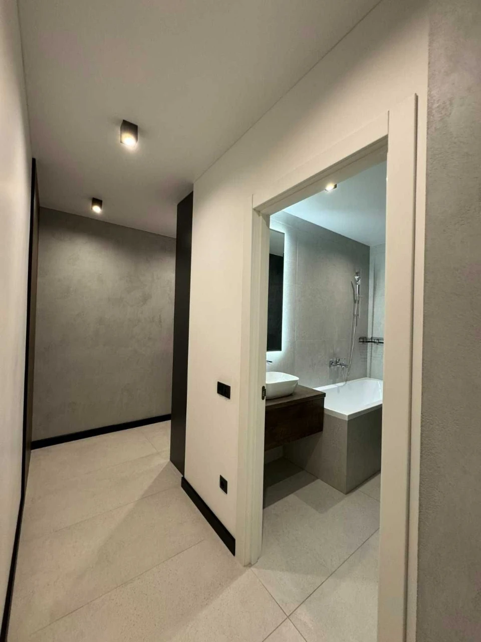 Apartment for sale: Kitchen-living room and separate bedroom