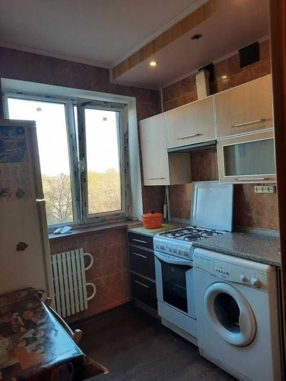 Продам 2к квартиру в Індустріальному районі