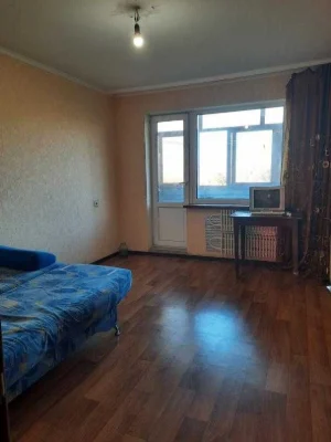 Продам 2к квартиру в Індустріальному районі
