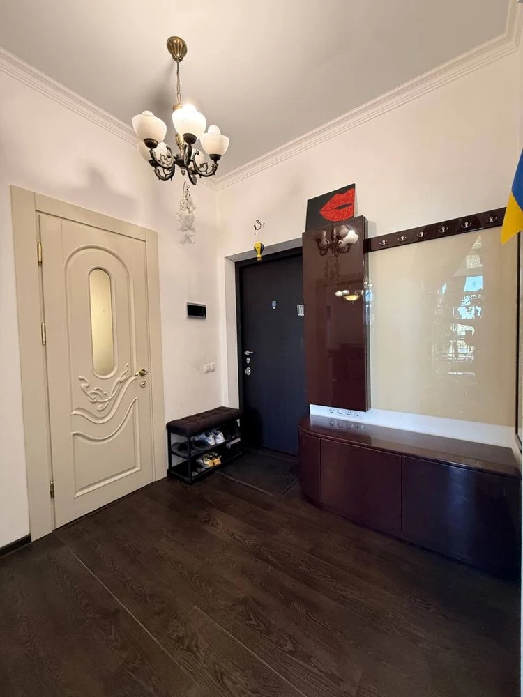 Продам квартиру 50 м2 ремонт ЖК  Лайнер, м. Університет, NP