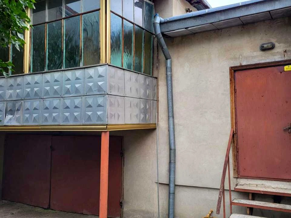 Будинок. Львів, Омеляна Пріцака вул.