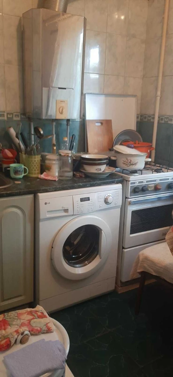 For sale: 1-bedroom apartment near 9th City Hospital