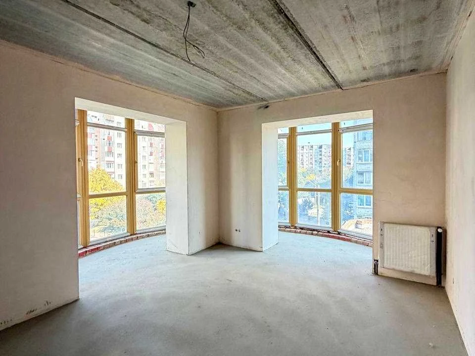Apartment. Hnat Hotkevych Street, Ivano-Frankivsk