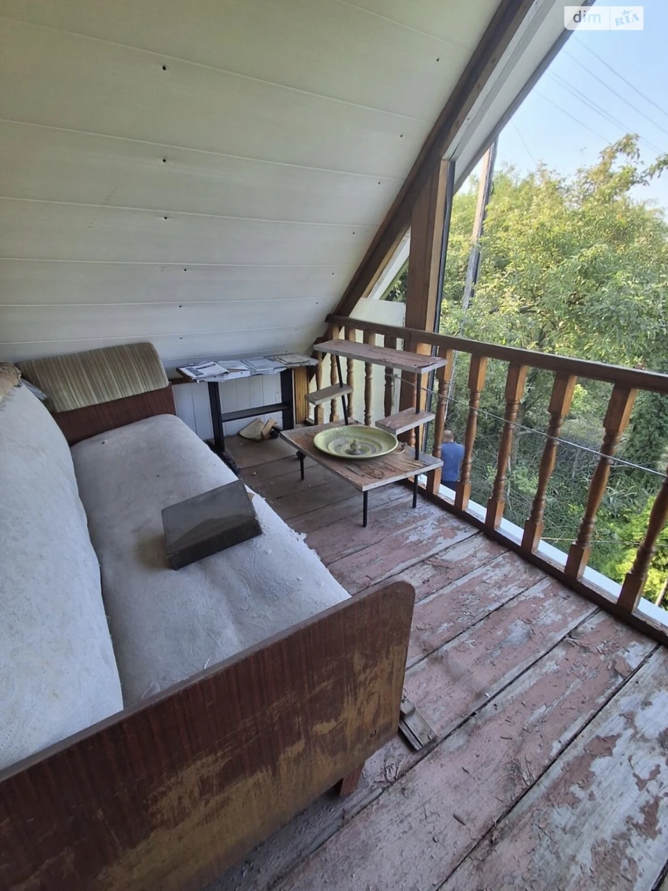 House for Sale in Lesneve