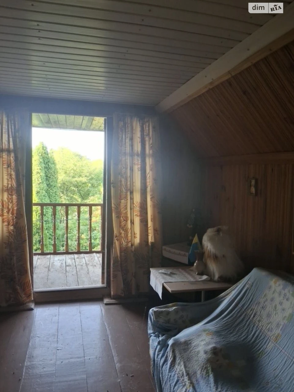 House for Sale in Lesneve