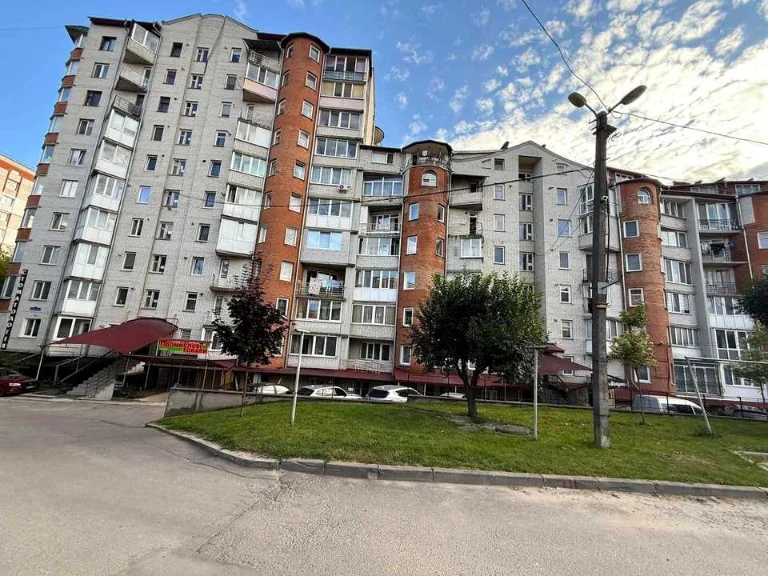 Apartment. Ternopil, Chernivetska Street