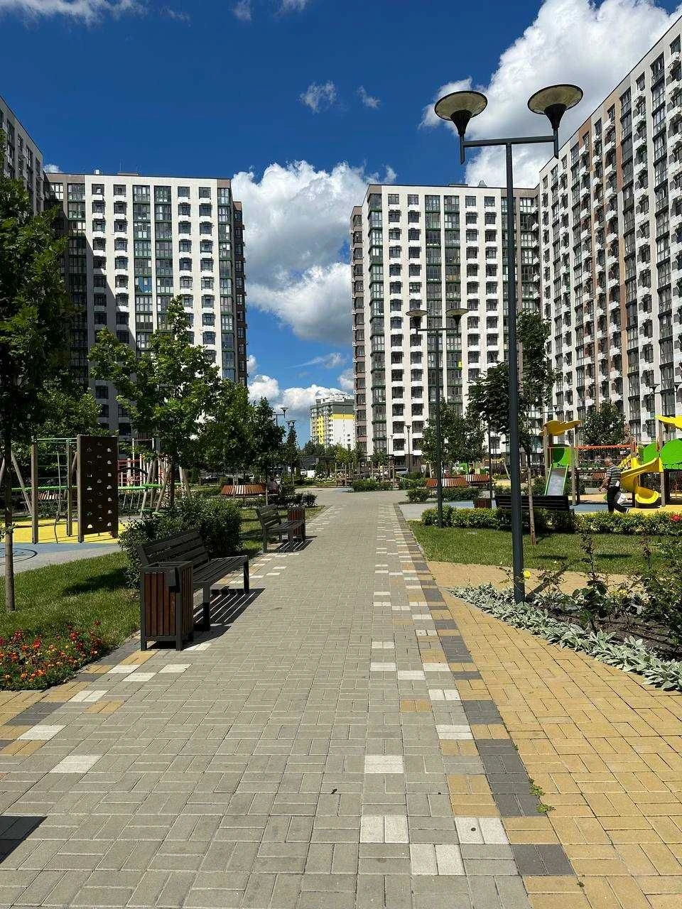 Повноцінна 2кім квартира з ремонтом Місто квітів