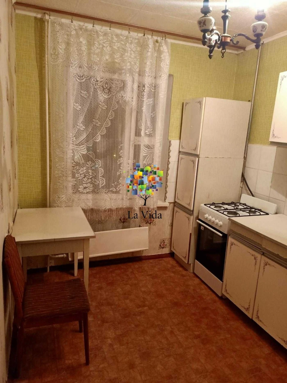 For Sale: Separate 1-bedroom apartment on Vynohradary