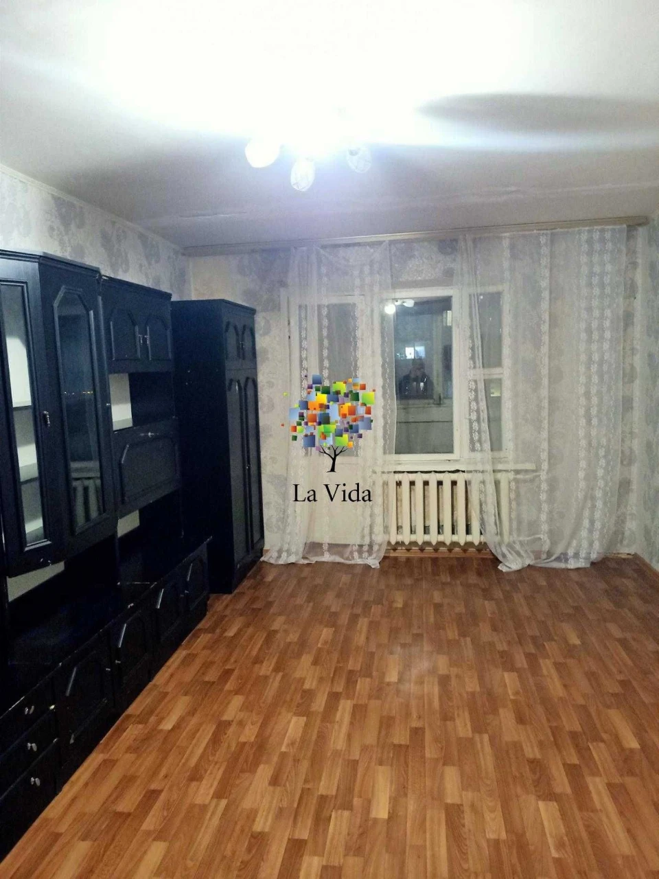 For Sale: Separate 1-bedroom apartment on Vynohradary