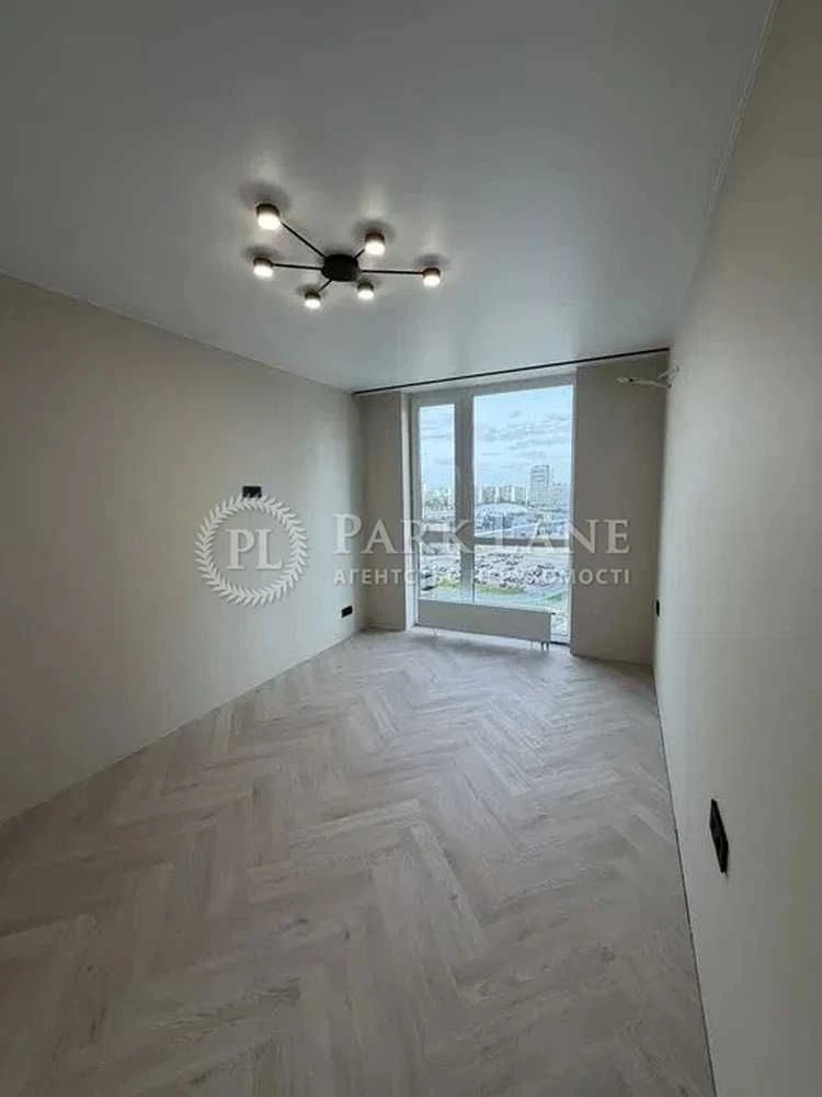 Vsevoloda Zmiienka, 15/23 // View 2-bedroom apartment 66,6
