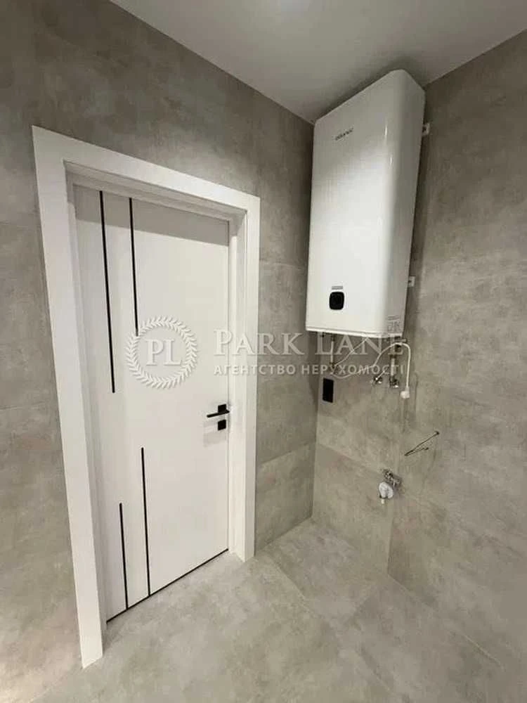 Vsevoloda Zmiienka, 15/23 // View 2-bedroom apartment 66,6
