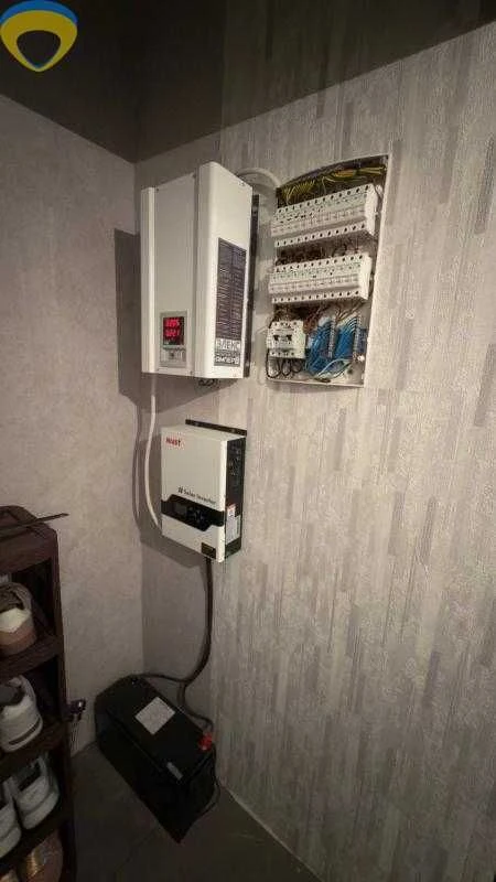 Продам будинок біля озера, два котла, інвертор, запас дров н