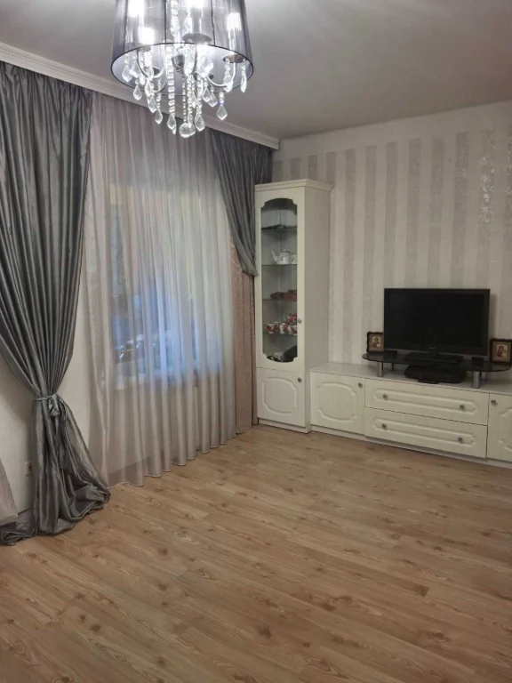 For sale 2-bedroom apartment, Школьная Street