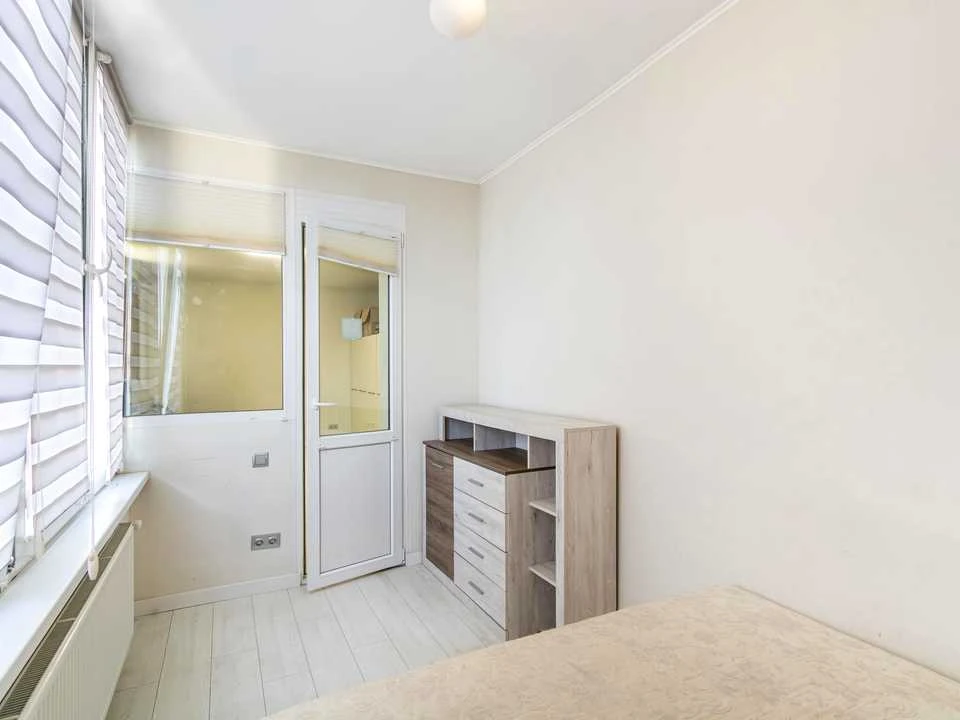 Apartment. Kardinal Lubomyr Guzar Street, Ivano-Frankivsk