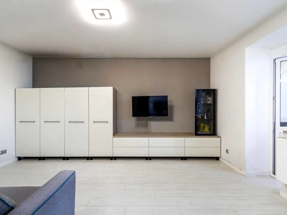 Apartment. Kardinal Lubomyr Guzar Street, Ivano-Frankivsk