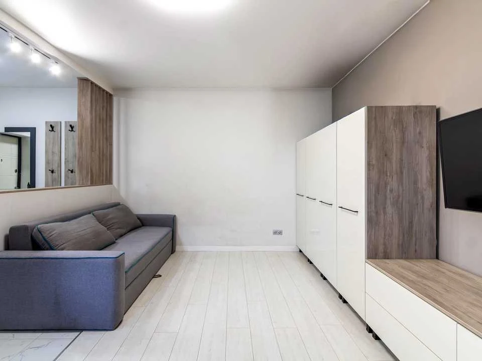 Apartment. Kardinal Lubomyr Guzar Street, Ivano-Frankivsk