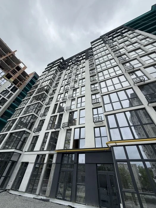Продаж 1к квартири в новобудові Ж  К Смарт Сітті.Можливо є-о