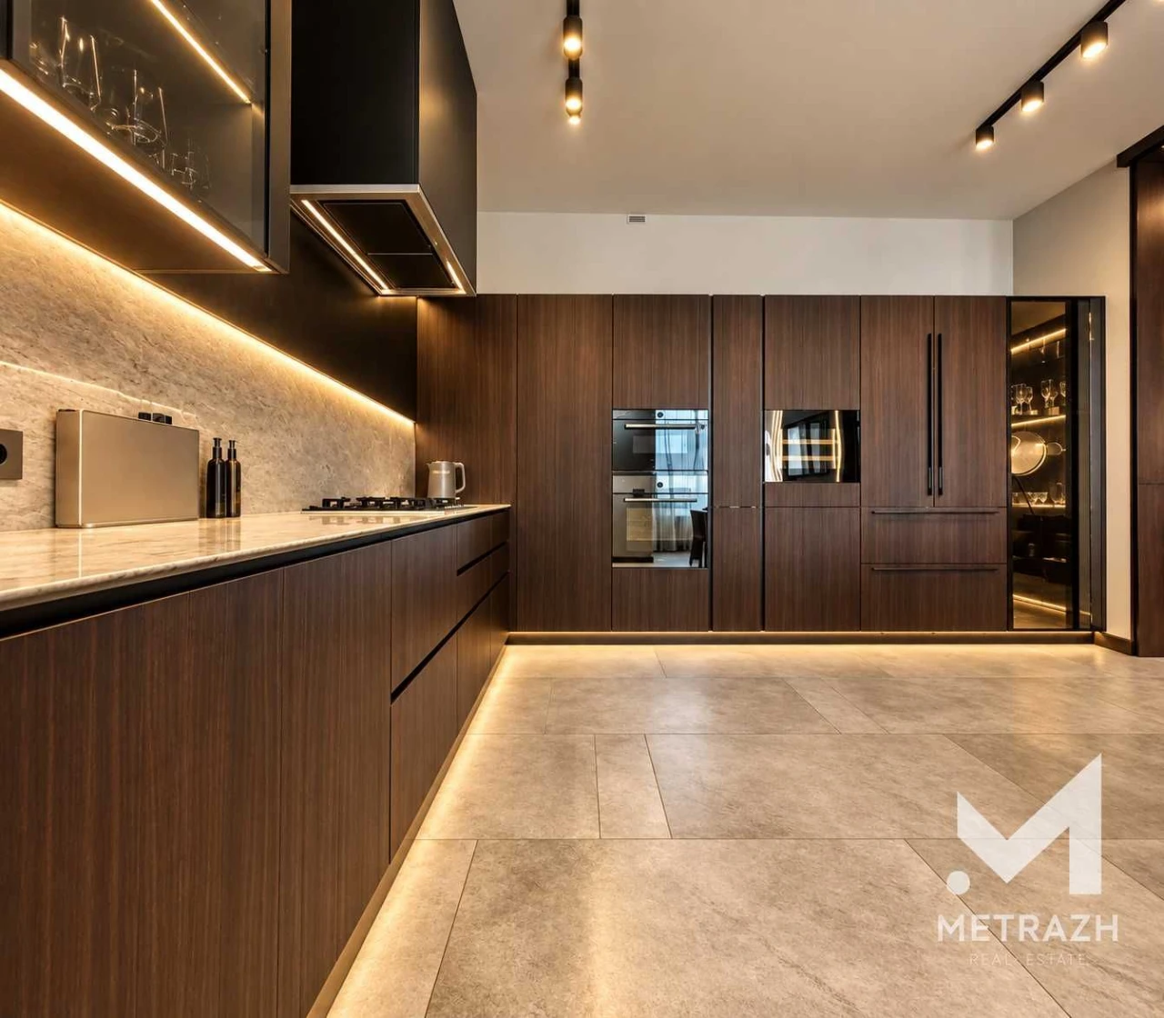 Sale of a luxurious 3-bedroom apartment in the "Favorit Avantage" residential complex