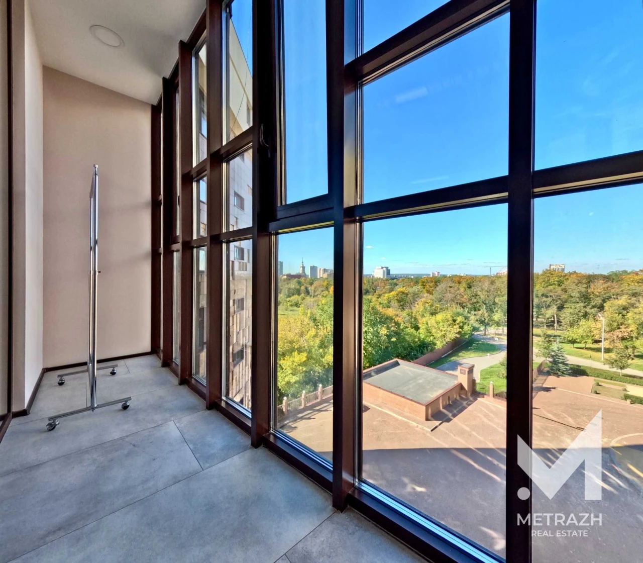 Sale of a luxurious 3-bedroom apartment in the "Favorit Avantage" residential complex