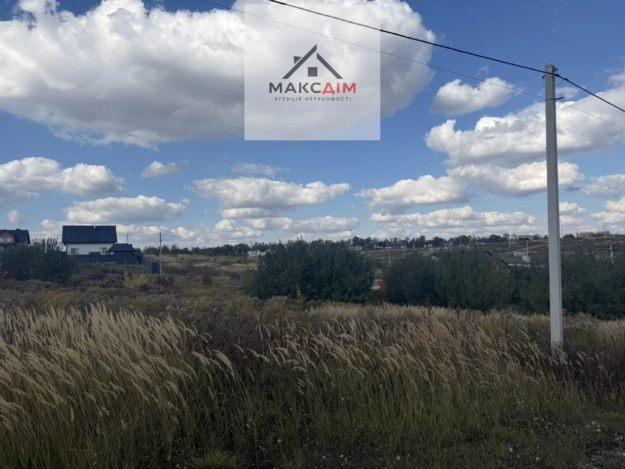 Sale of land plot in the settlement of Sadivnyche Tovarystvo Veteraniv ATO. No commission.