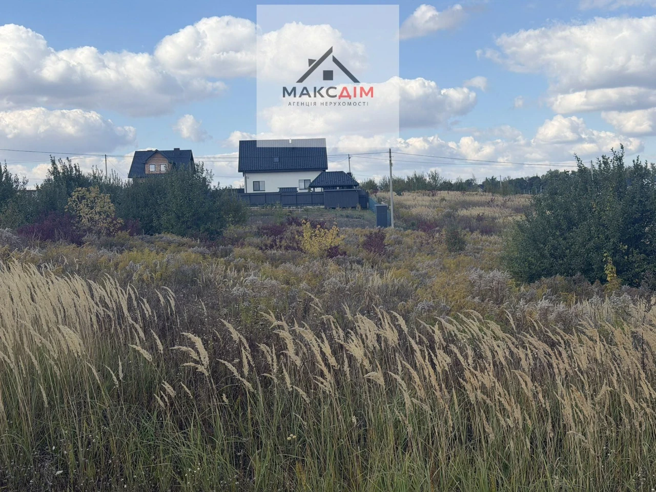 Sale of land plot in the settlement of Sadivnyche Tovarystvo Veteraniv ATO. No commission.