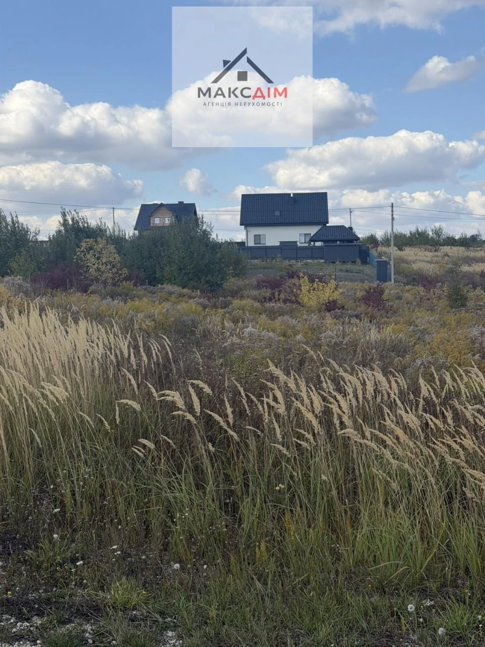 Sale of land plot in the settlement of Sadivnyche Tovarystvo Veteraniv ATO. No commission.