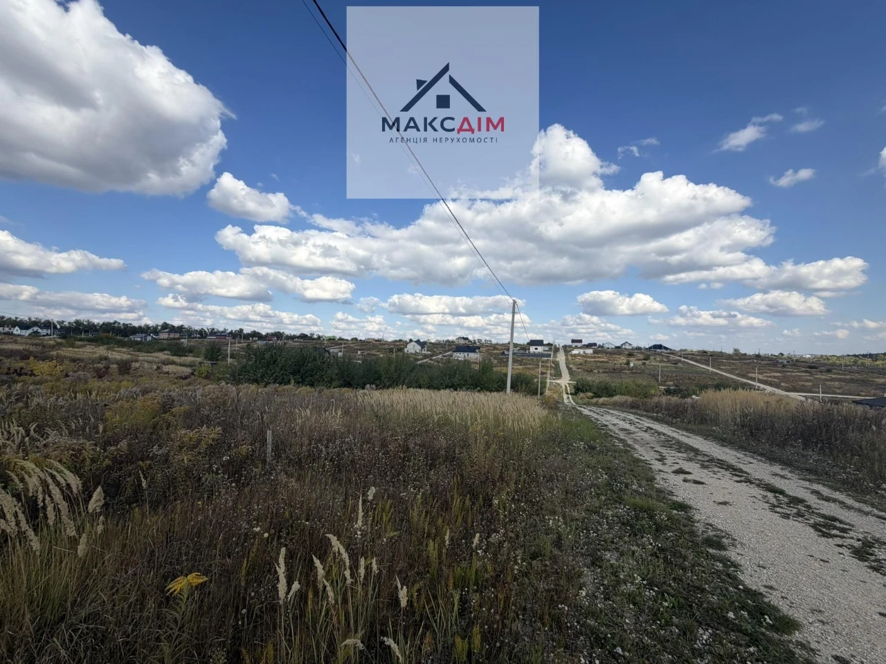 Sale of land plot in the settlement of Sadivnyche Tovarystvo Veteraniv ATO. No commission.