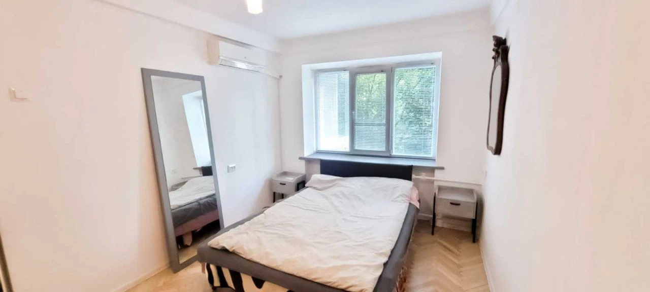 Rent a two-room apartment (52 sq m) in Kyiv, Solomyansky district