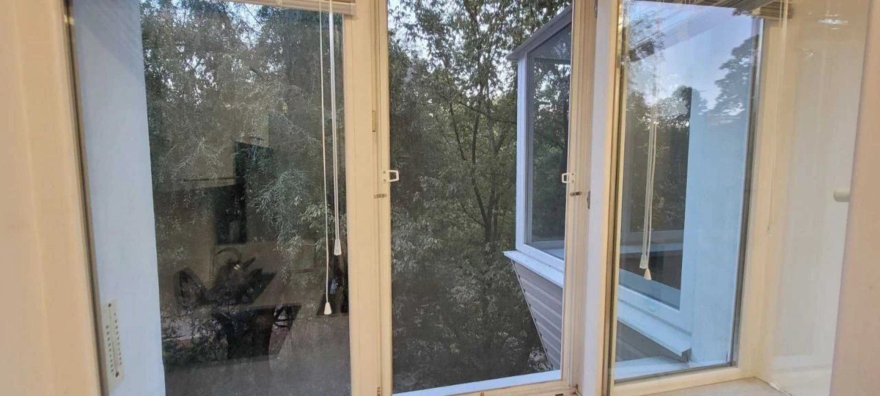 Rent a two-room apartment (52 sq m) in Kyiv, Solomyansky district