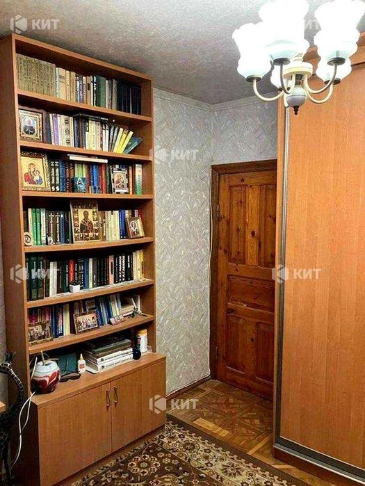 3 rooms, 67 sq. m., Northern Saltovka 3, Metrostroiteley St. 5, 135578