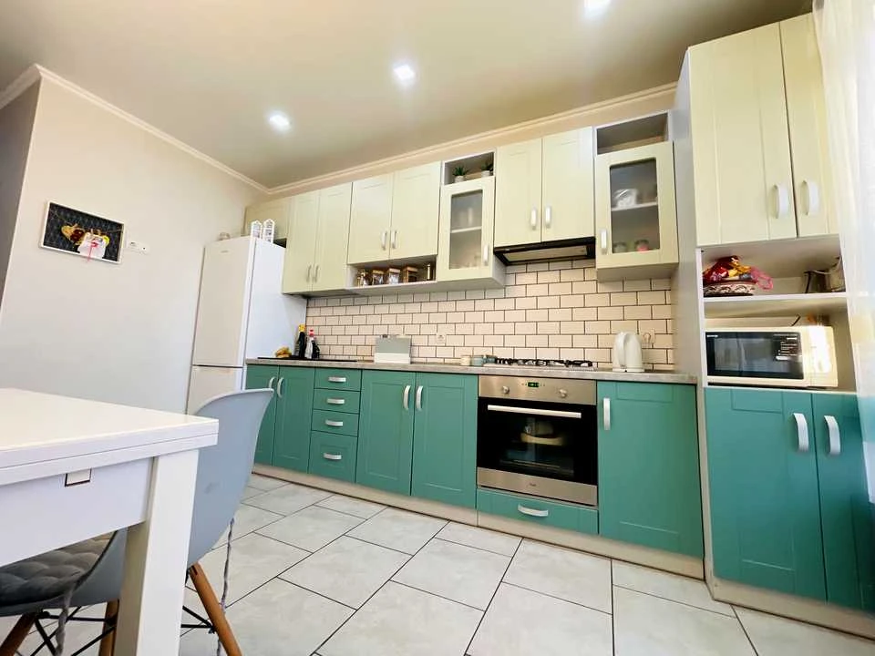 Apartment. Green Avenue, Lviv