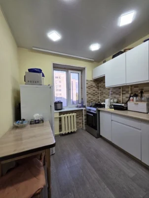 Продається 2-кімнатна квартира
